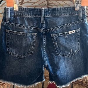 Joe’s denim shorts size 25